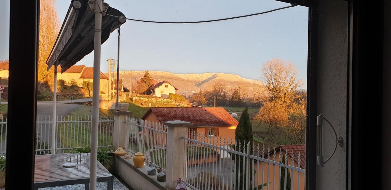Apartamento Le Nichoir Creys-et-Pusigneu Exterior foto